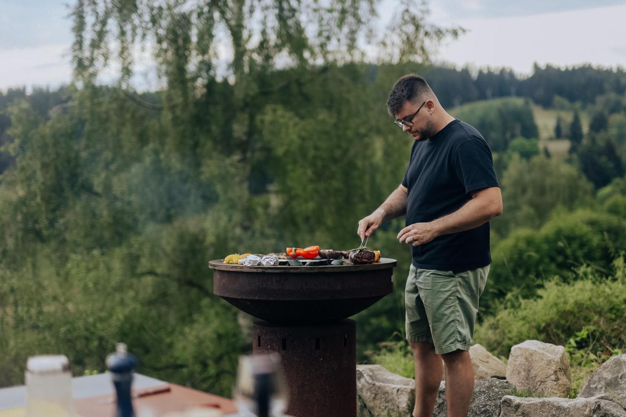 Apartmany Nad Slikovkou Яхимов Екстериор снимка